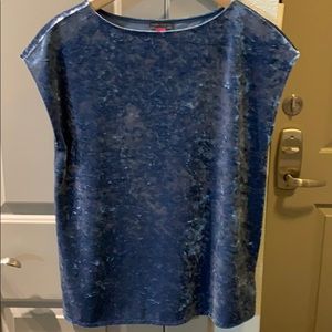 Beautiful crushed velvet top in perfect condition!